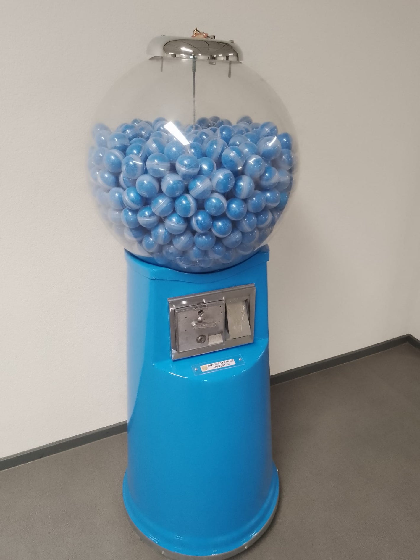 kapsel spielzeug automaten Gratis overschoen automaat met navulservice! – Nesto's